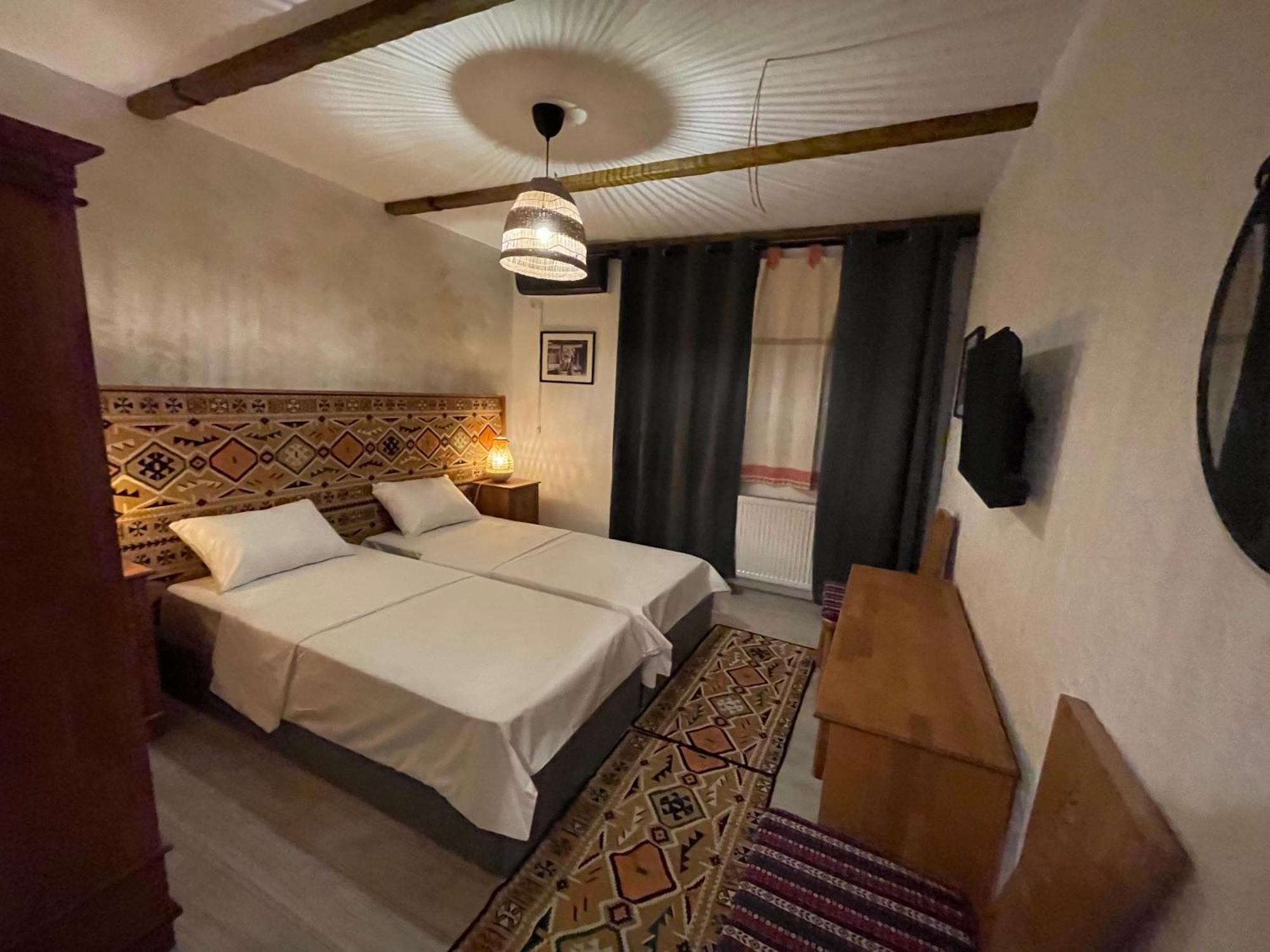 Casa Romaneasca 3*